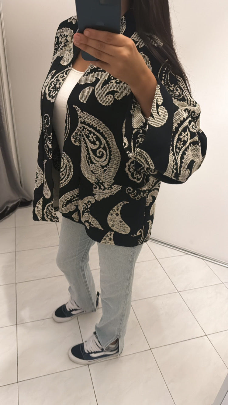 Vestes à motif noir