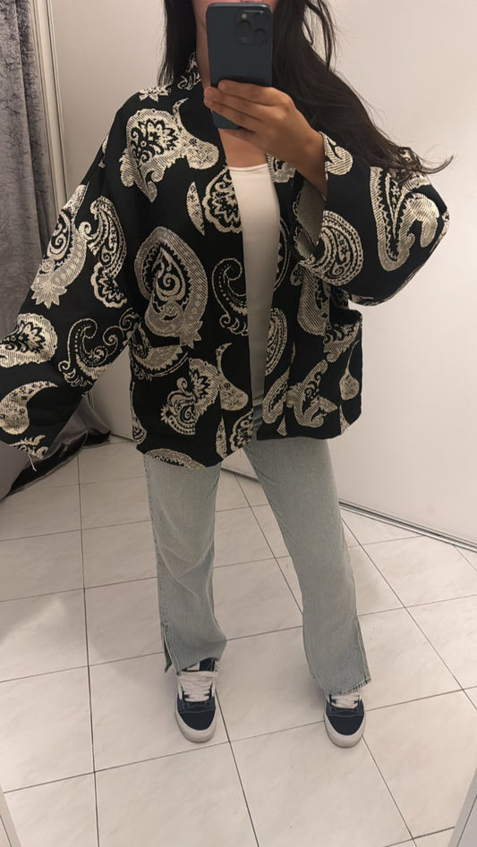 Vestes à motif noir